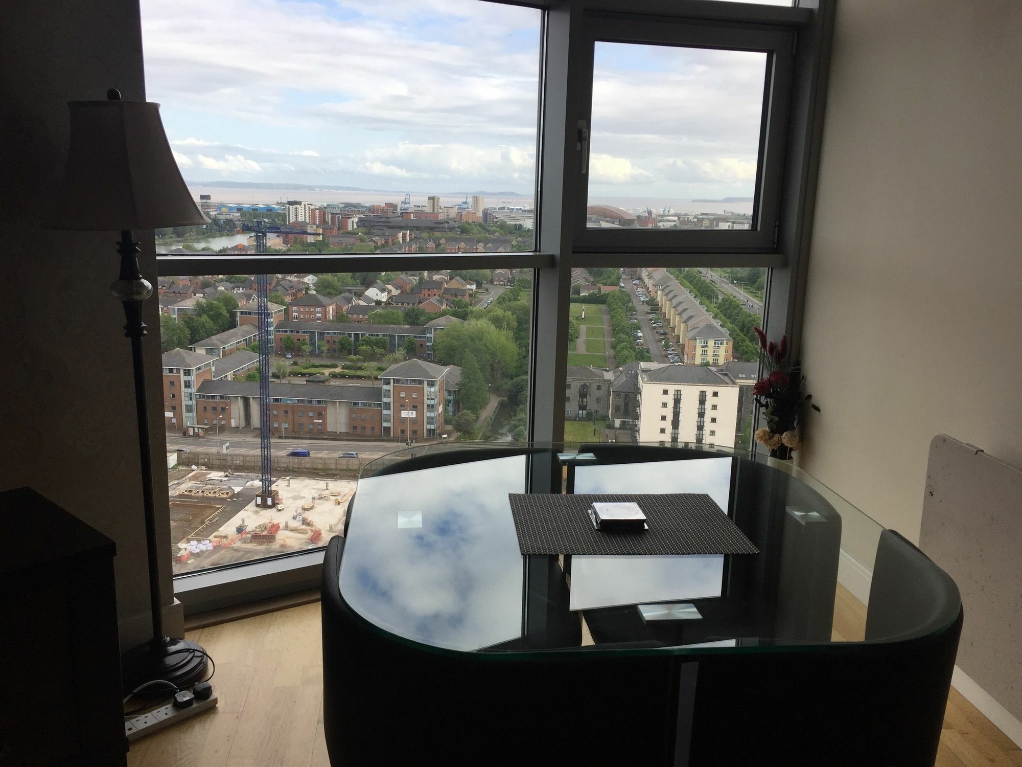 High View Serviced Apartment Cardiff Dış mekan fotoğraf
